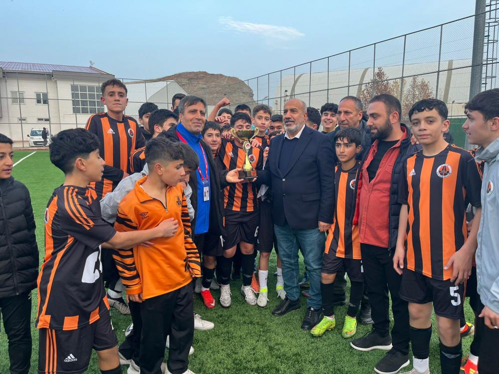 u14 ligi sampiyonu elazig yol spor