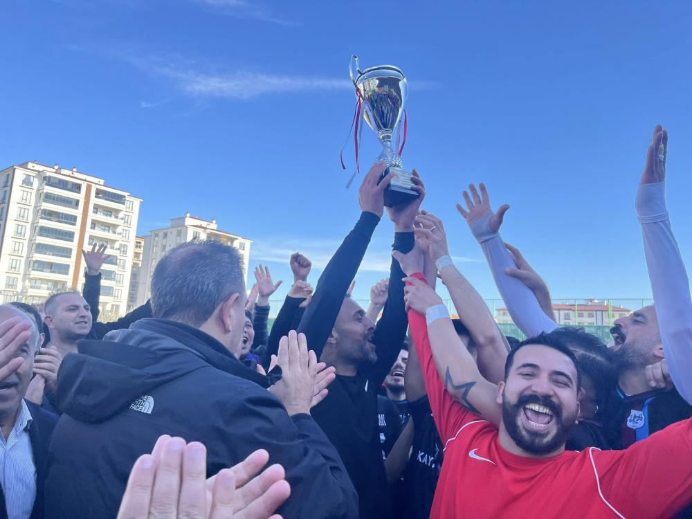 1amator lig sampiyonu kovancilar spor