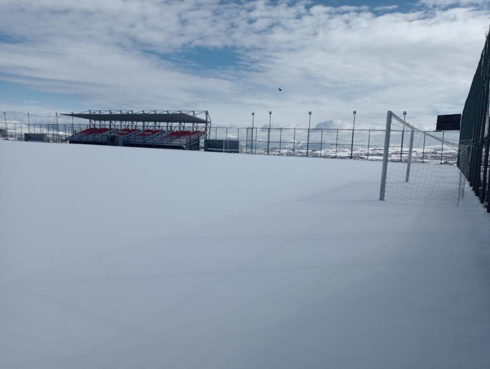 u18 ve u15 liglerine kar engeli